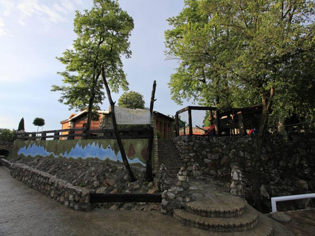 Pasha Garni Hotel Лакташи Экстерьер фото