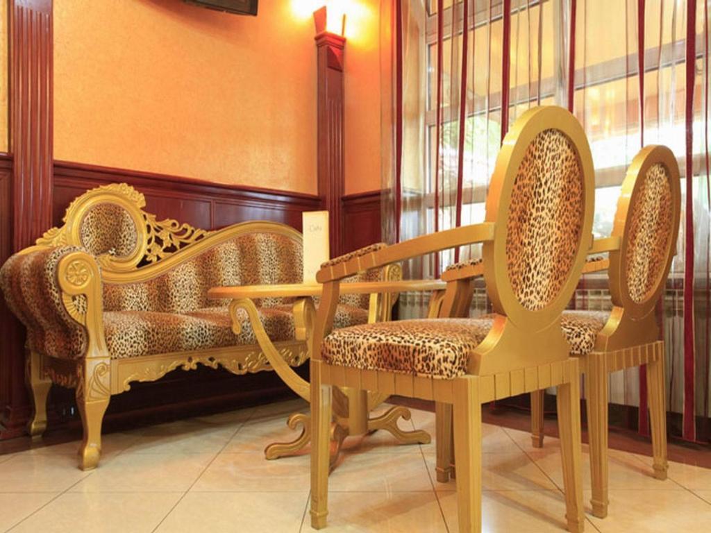 Pasha Garni Hotel Лакташи Экстерьер фото